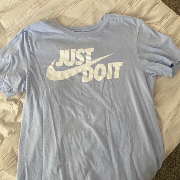 NIKE T SHIRT - Picture 1 of 1